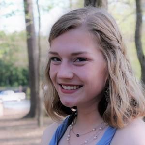 Meet your Posher, Olivia